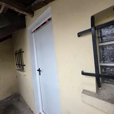Apartman Pr2 - 2 Bedrooms And A Fully Equipped Kitchen